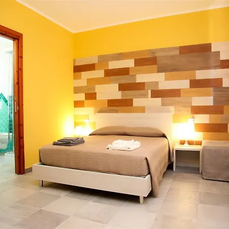 Le Stanze Del Centro 招待所 圣特奥多罗