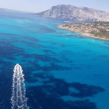 Le Stanze Del Centro Konukevi San Teodoro (Sardinia)